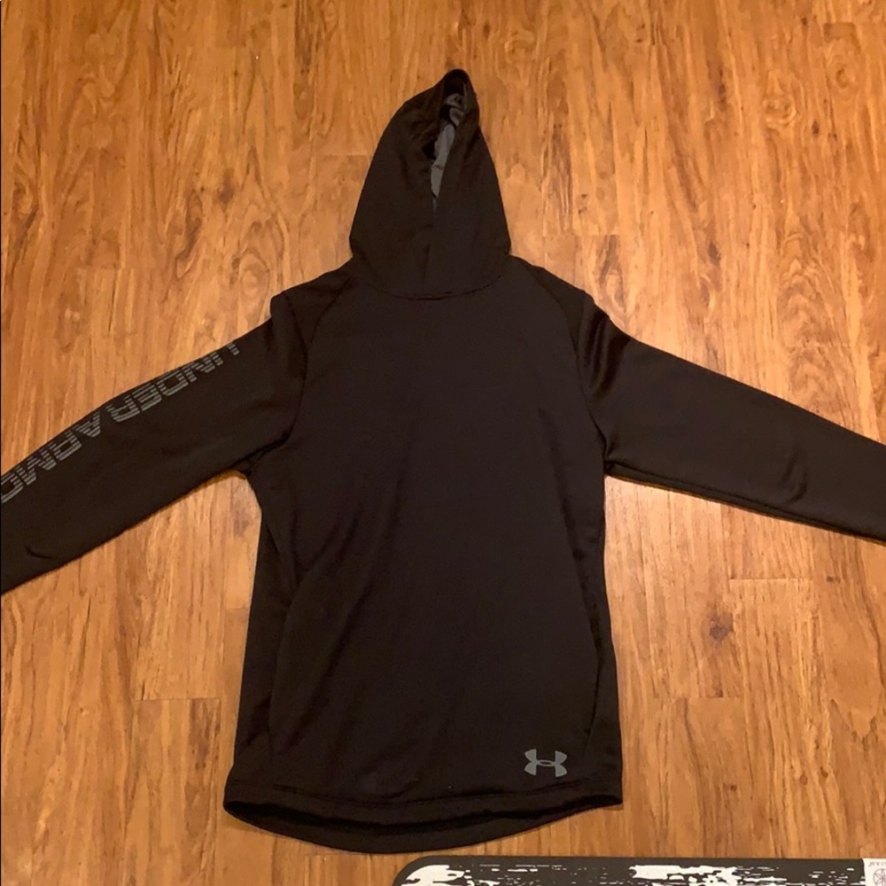 Black under armor hoodie